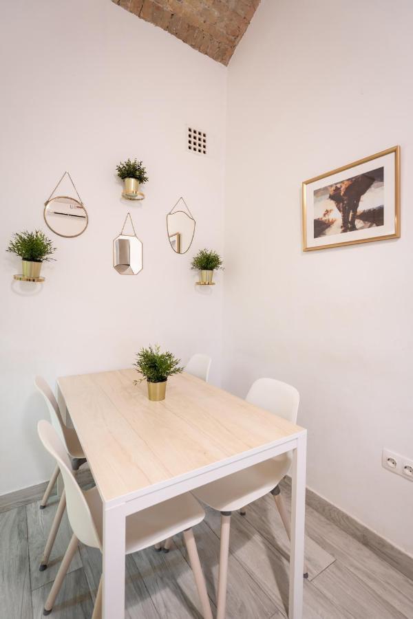 D20- Boutique Apartments, Best Location, By Bqa Budapest Exterior photo